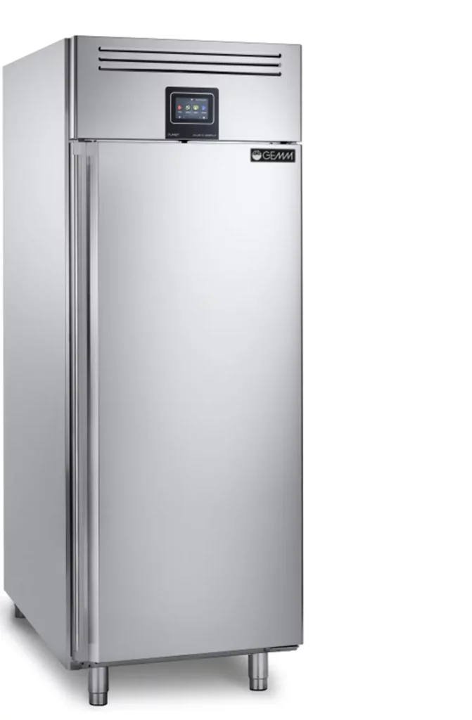 Ferramenta essencial para padaria, pastelaria e pizzaria profissional
Projectada para a melhor gestão do ciclo de levedura, controlo de temperatura, conservação e humidade relativa do ar com segurança e precisão
Inteiramente em aço inoxidável AISI 304 18/10, com isolamento em poliuretano de alta densidade de 70mm de espessura
A humidade interna é produzida, controlada e regulada pelo painel de controlo eletrónico
Para tabuleiros de 400x600mm